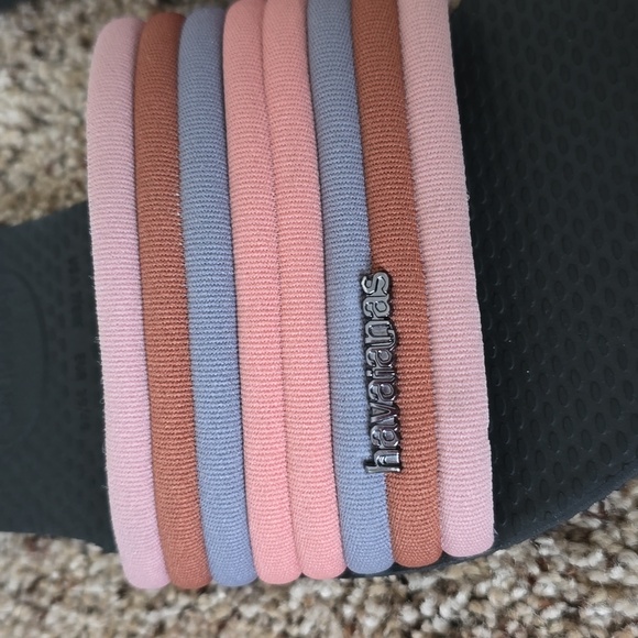 Havaianas sz 7/8 Sandals - Picture 2 of 7